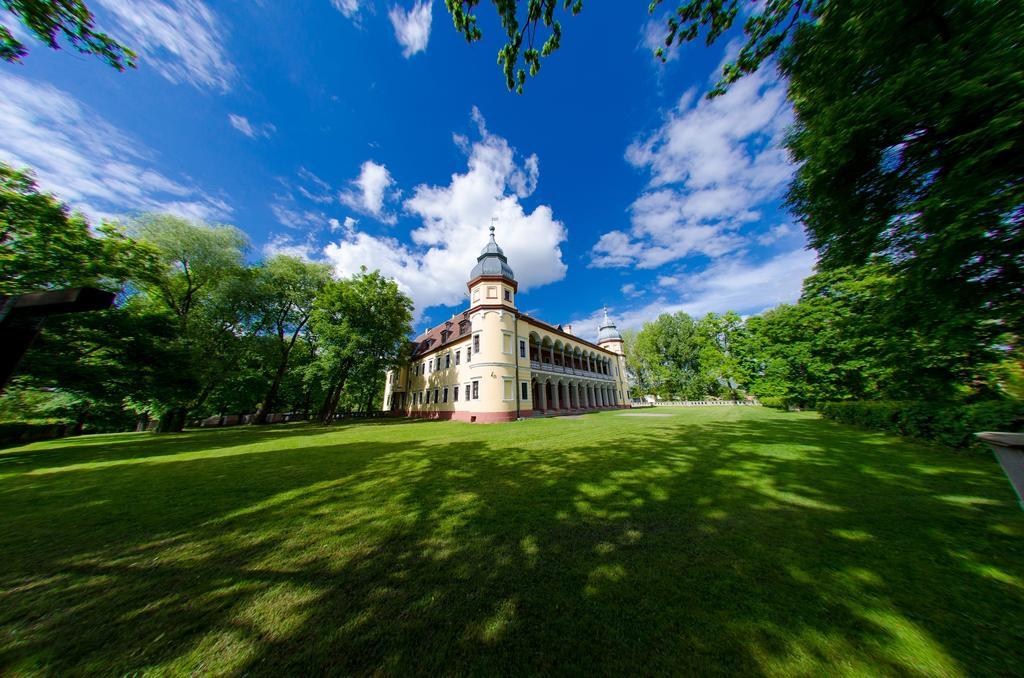 Palac Krobielowice Hotel Kąty Wrocławskie Eksteriør billede